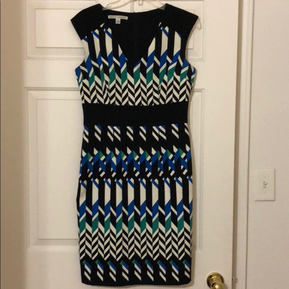 Cap Sleeve V-neck Dress